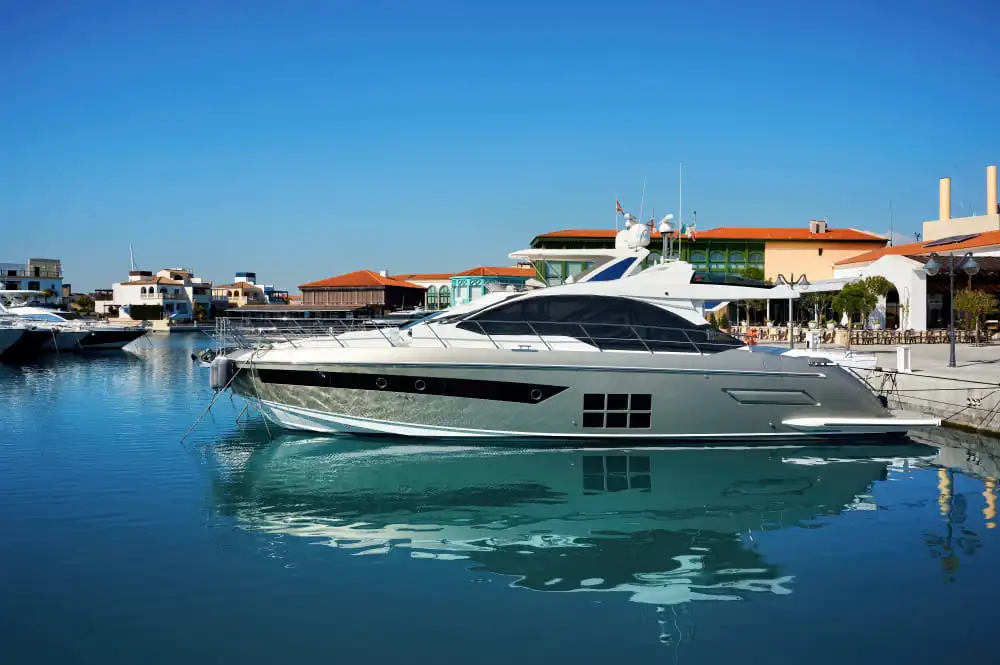 Choosing the Top Yacht Logistics Company in Dubai